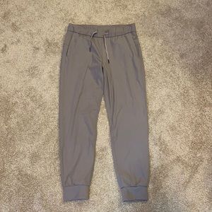 Grey yoga jogger pants (CRZ YOGA)